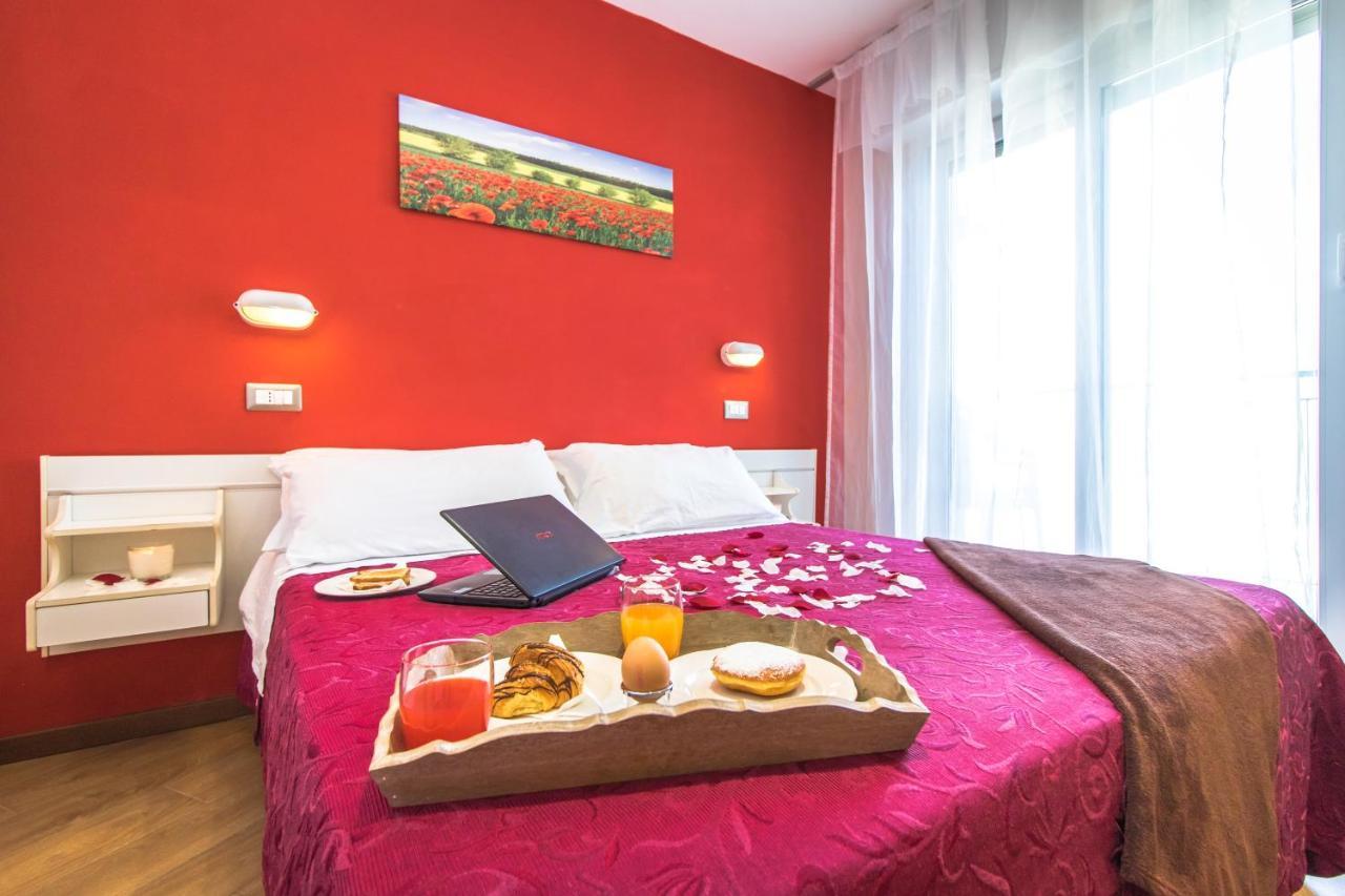 Hotel London Cattolica Exterior photo